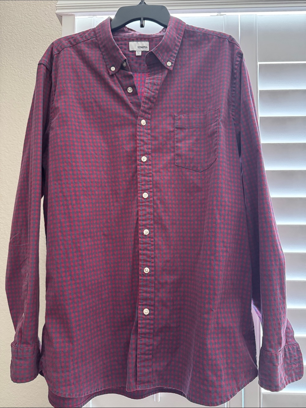 Sonoma Men's Long Sleeve Button Down Shirt
Burgundy & Navy XL